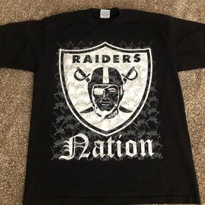 Raiders Nation t shirt men’s L